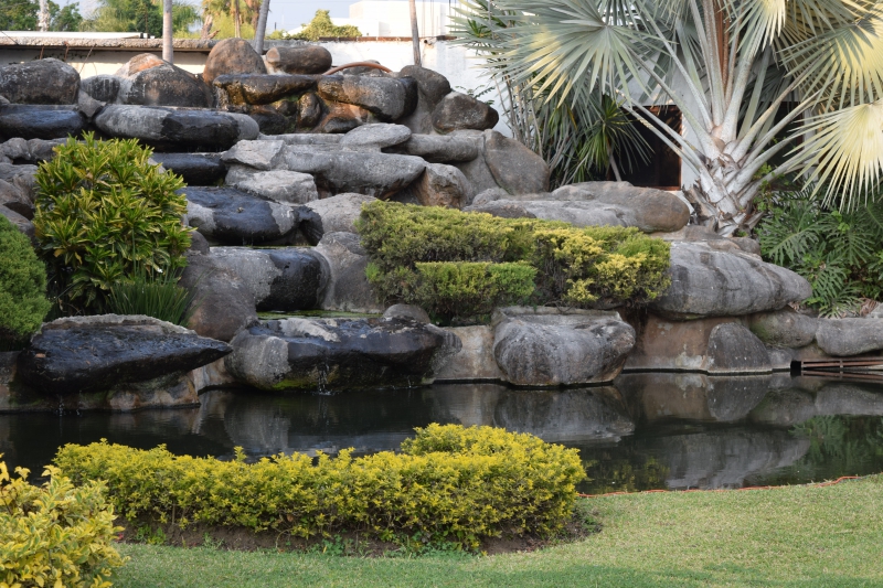 paysagiste-ST JEAN CAP FERRAT-min_garden-green-rock-natural-landscape-wall-grass-1613997-pxhere.com